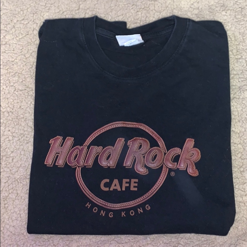 Graphic tee